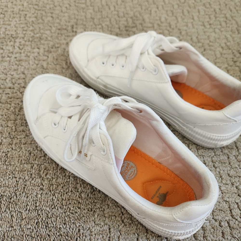 Rocket Dog Women's White Sneakers - Picture 3 of 7